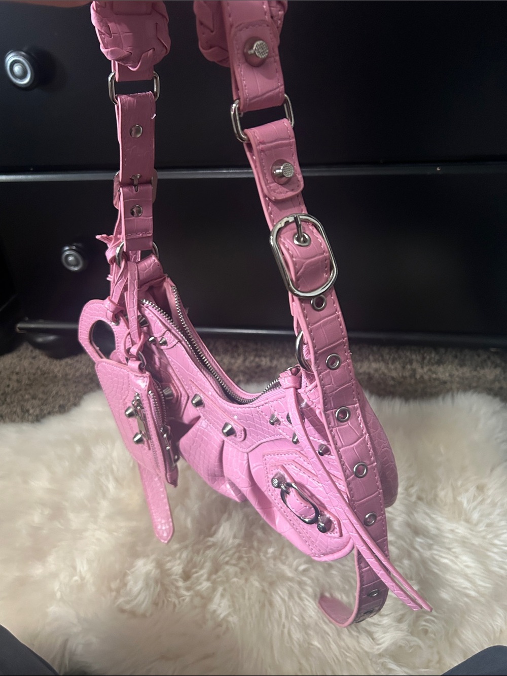 Dolls Kill Shoulder Bag - Picture 6 of 8